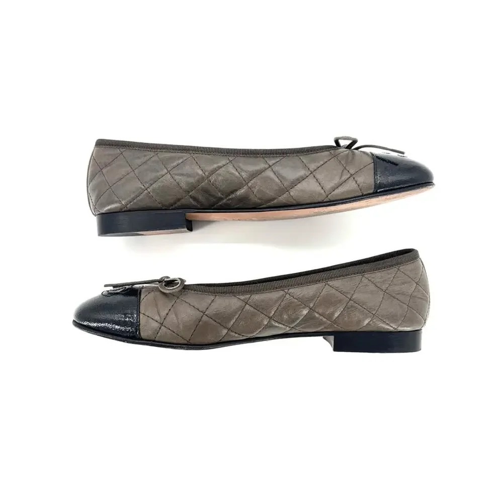 Chanel Crumpled Calfskin Quilted CC Bow Cap Toe Ballerina Flats 37
